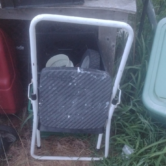 Foldable White and Gray Two Step Ladder/Stool - Picture 1 of 2